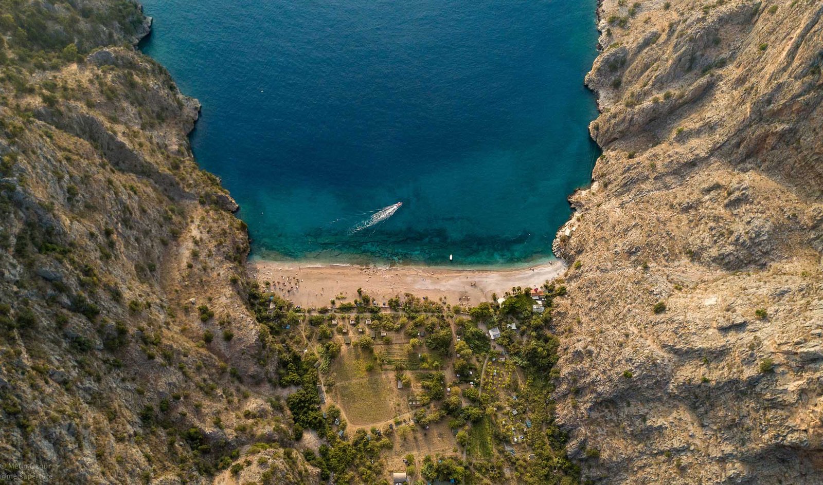 butterfly valley