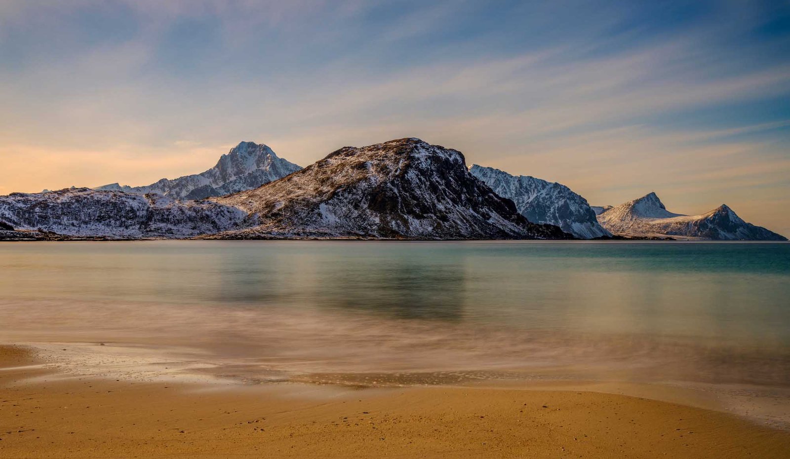 lofoten haukland beach